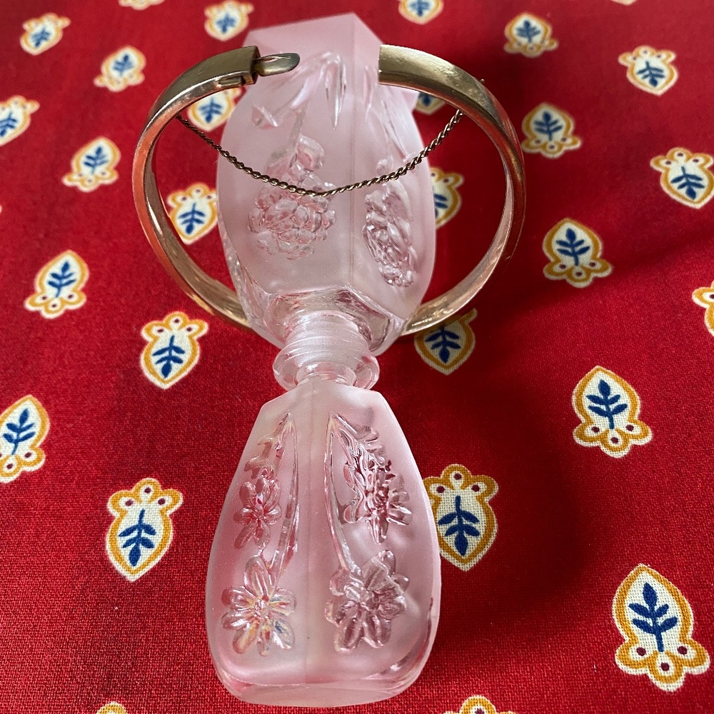 M I R E I L L E - 12k Gold Filled Bangle Bracelet - image 8